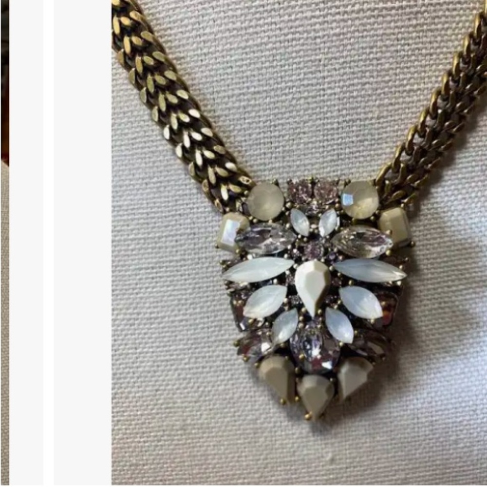 Vintage JCrew necklace very beautiful